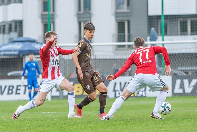 可替代的作 可替代的作